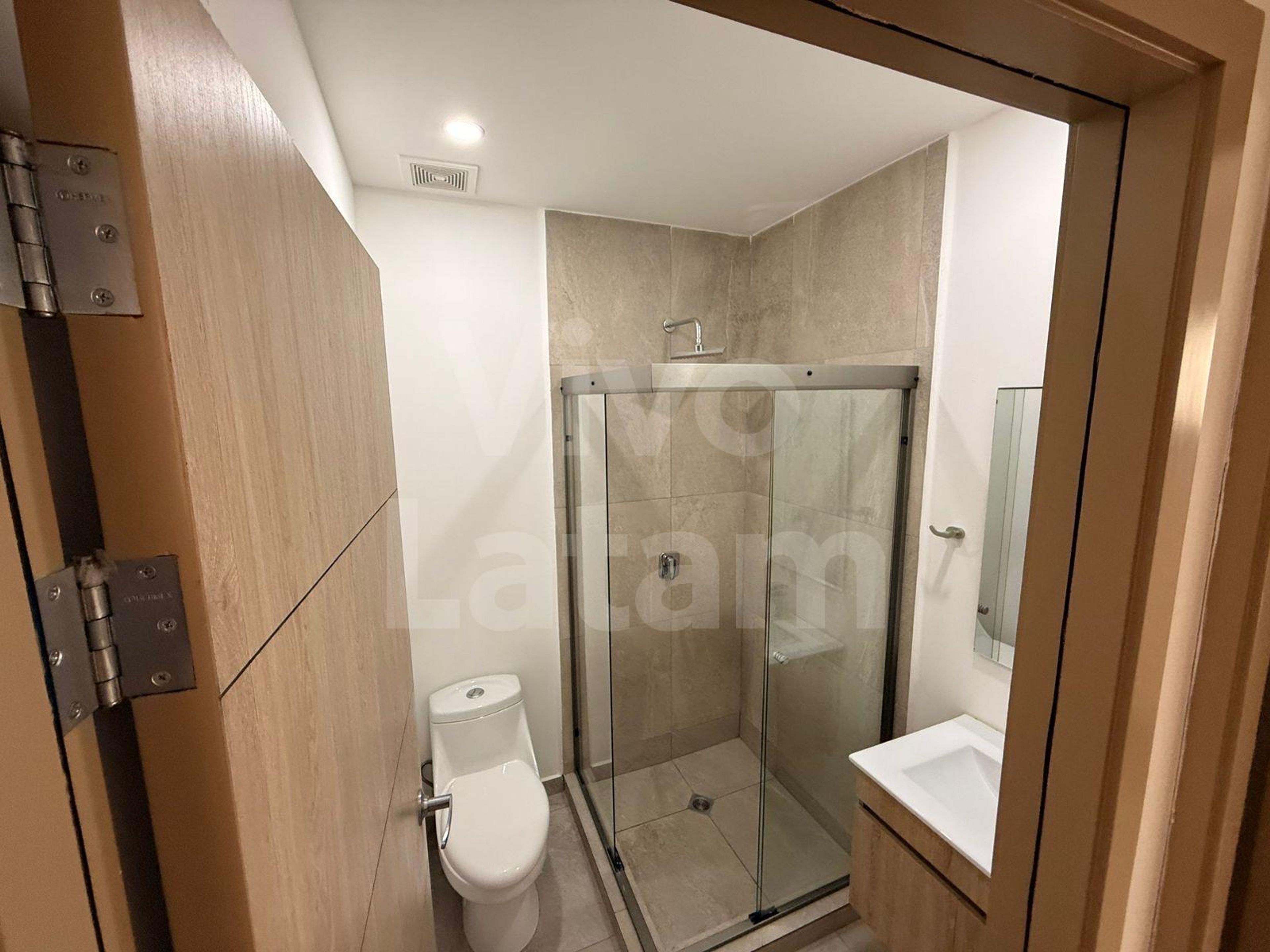 Apartamento en venta en Condominio 71