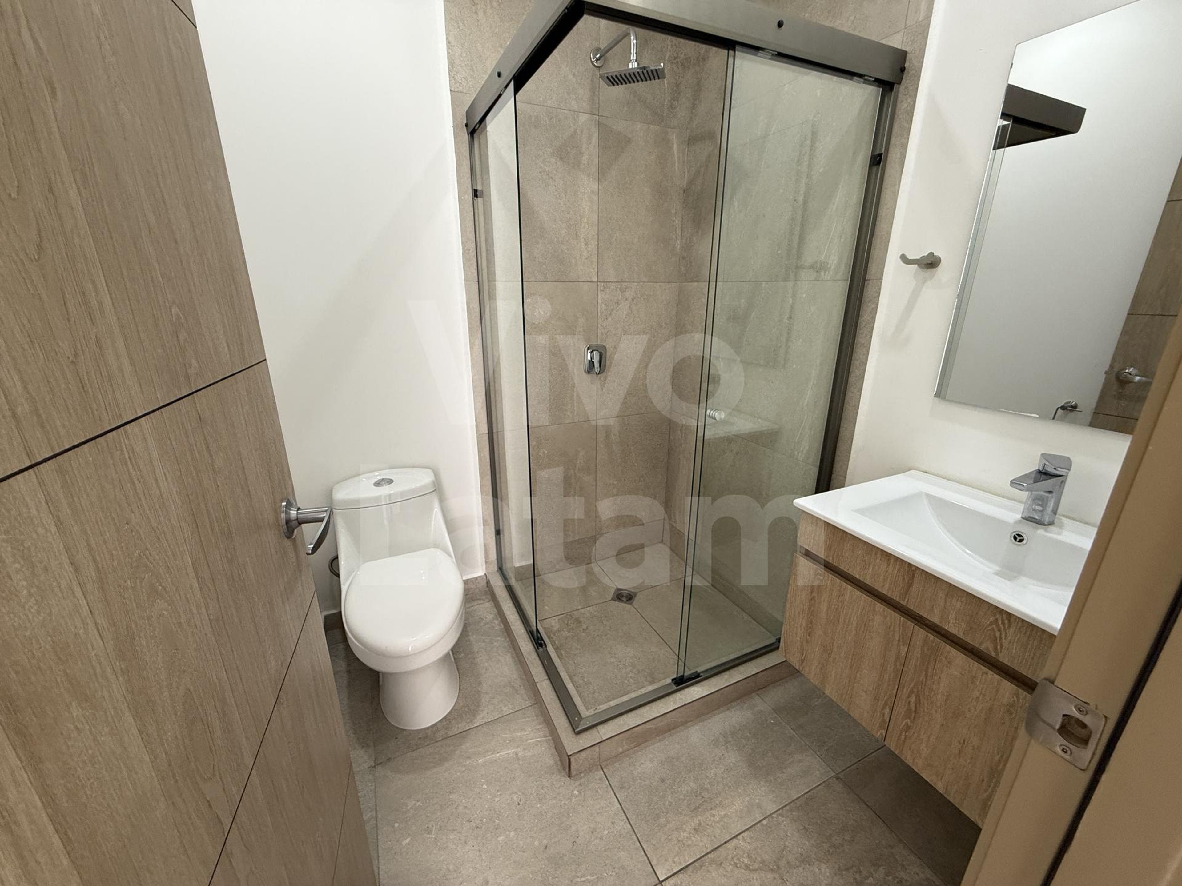 Apartamento en venta en Condominio 71