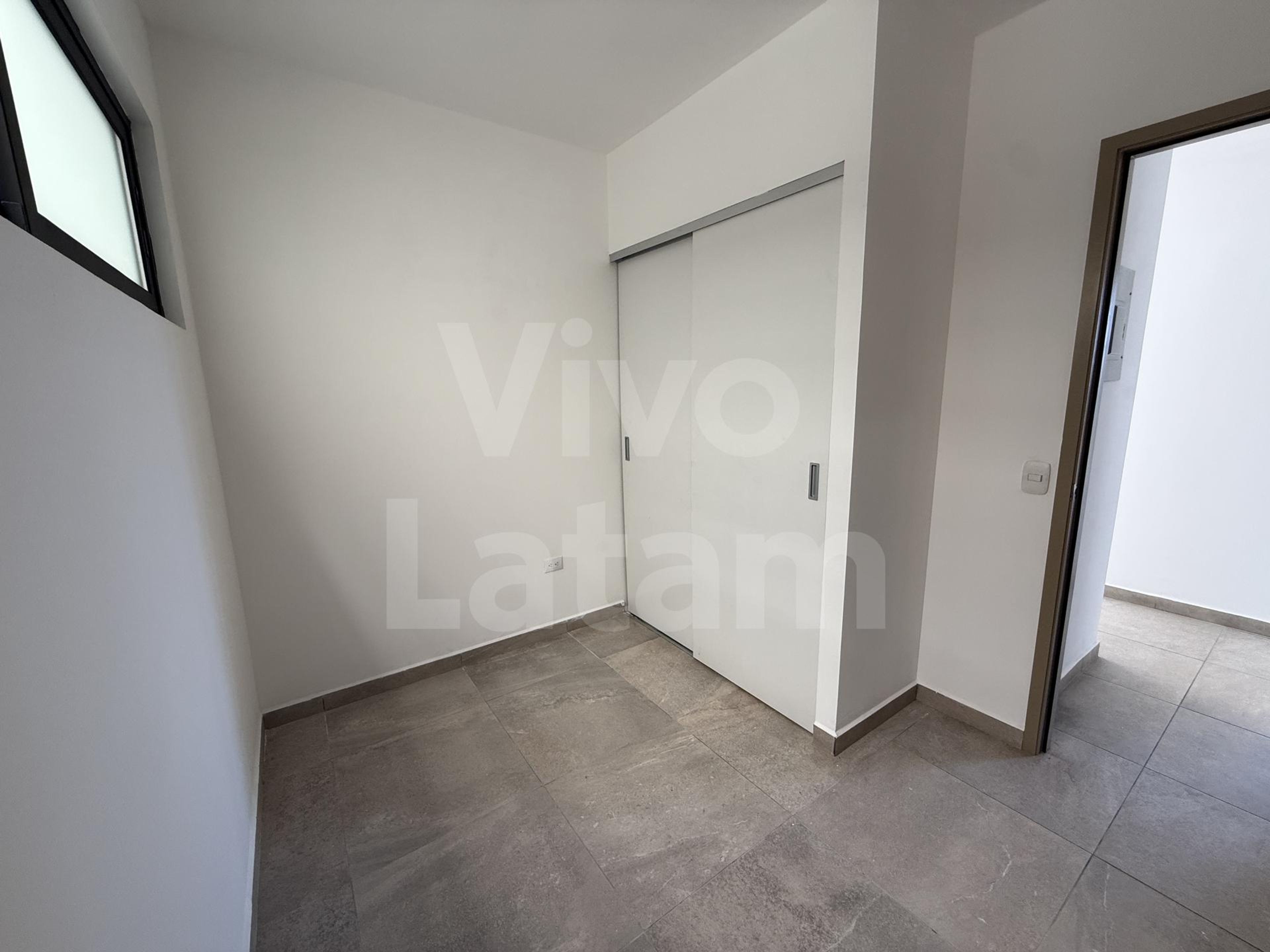 Apartamento en venta en Condominio 71