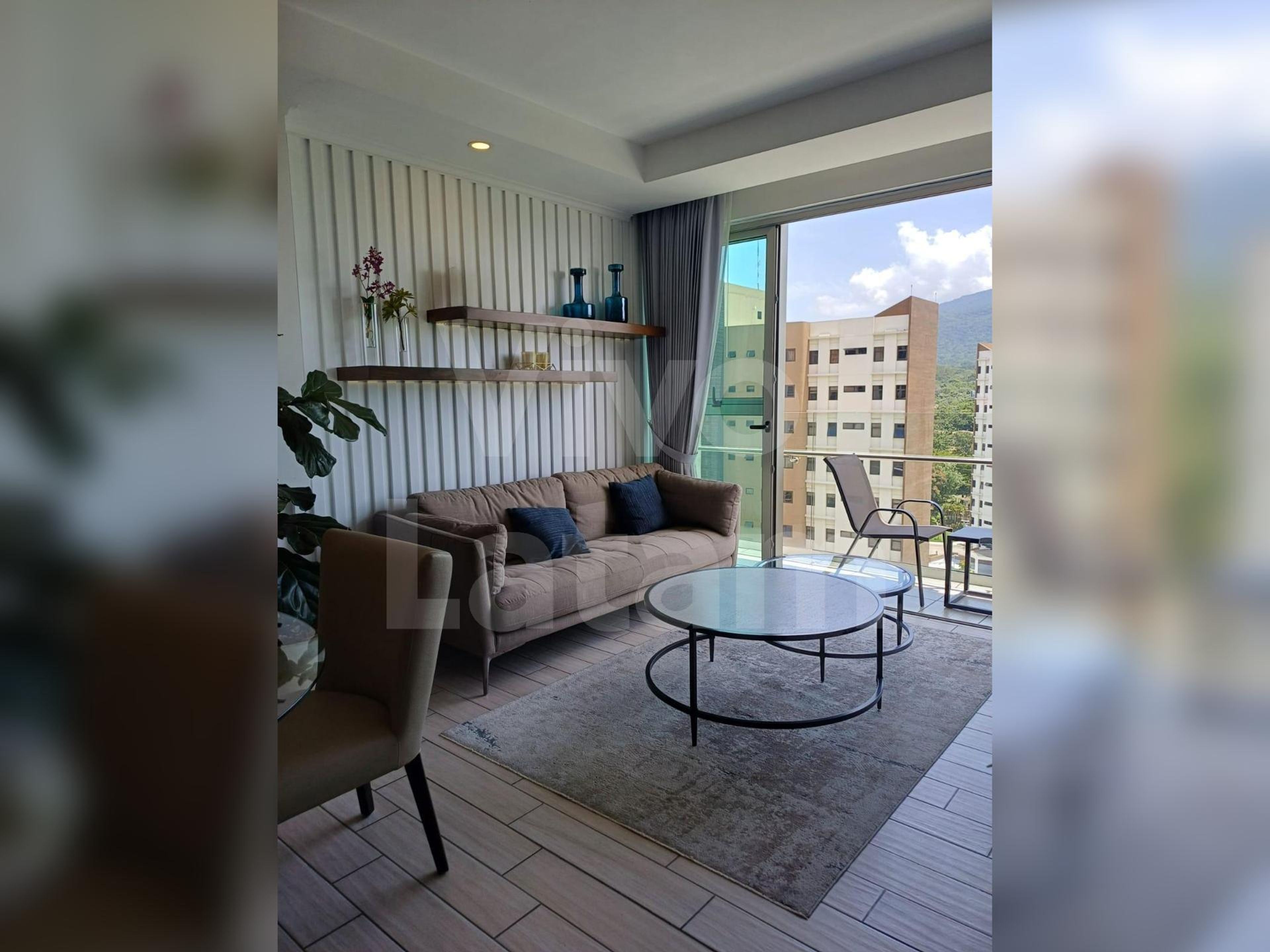 Apartment for rent in Torres Puerta del Alma