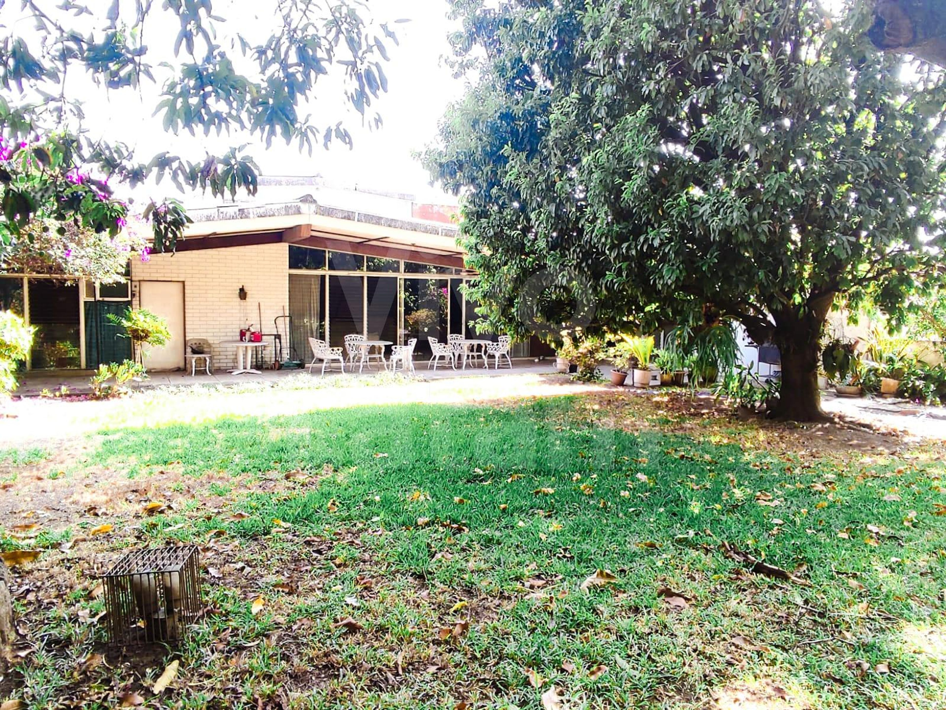 Edificio commercial en venta en Colonia Escalón