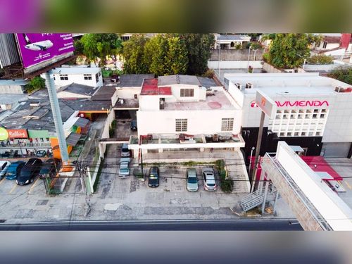 Edificio commercial en venta en Colonia Escalón