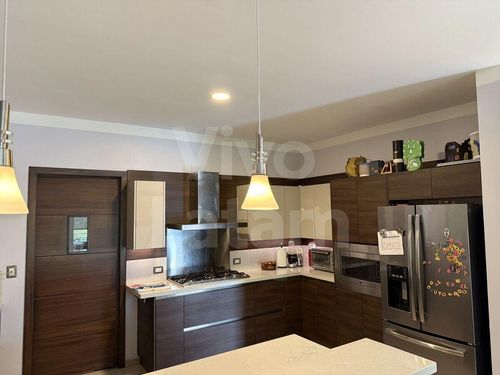 Casa familiar en venta en Residencial La Florida