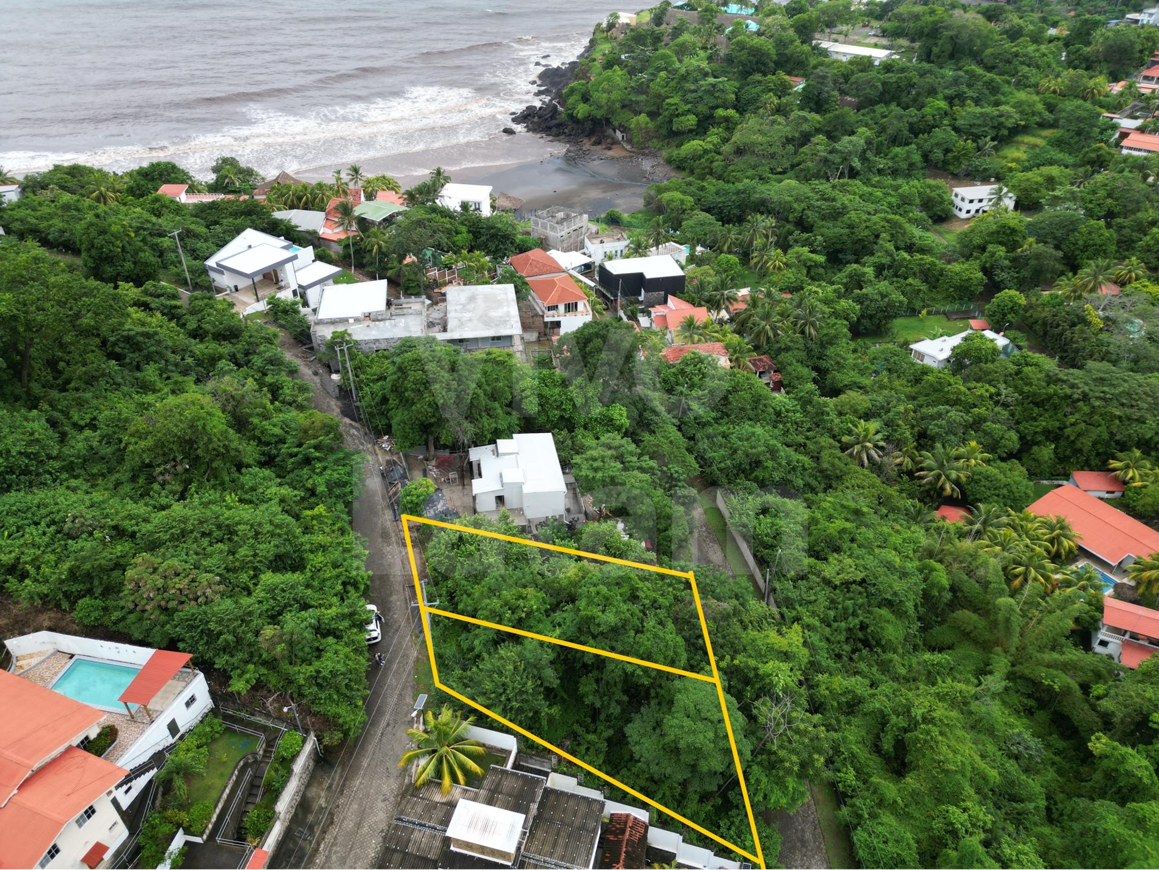 Lote en venta en Atami