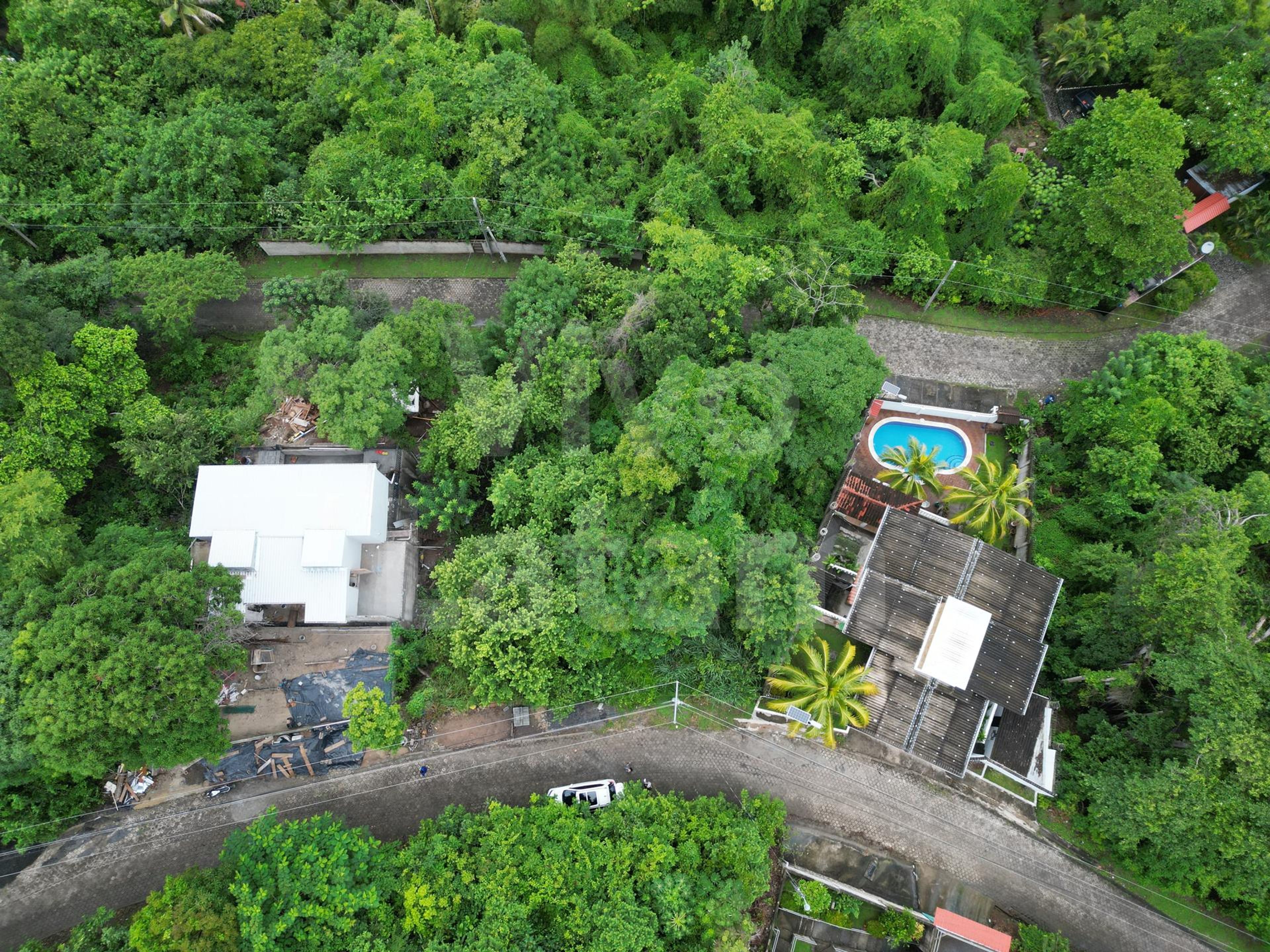 Lote en venta en Atami