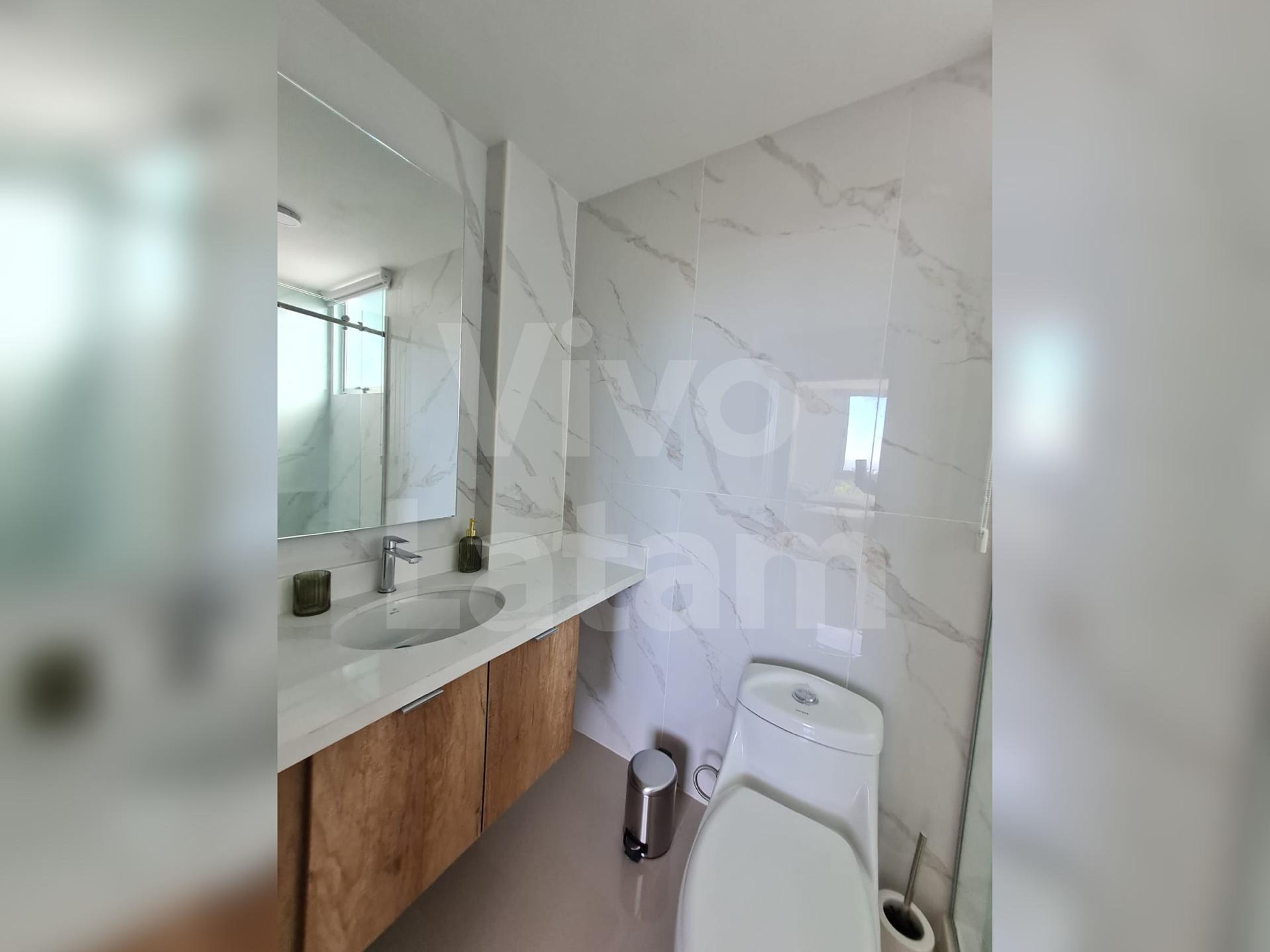 Apartamento en alquiler en Colonia Escalón