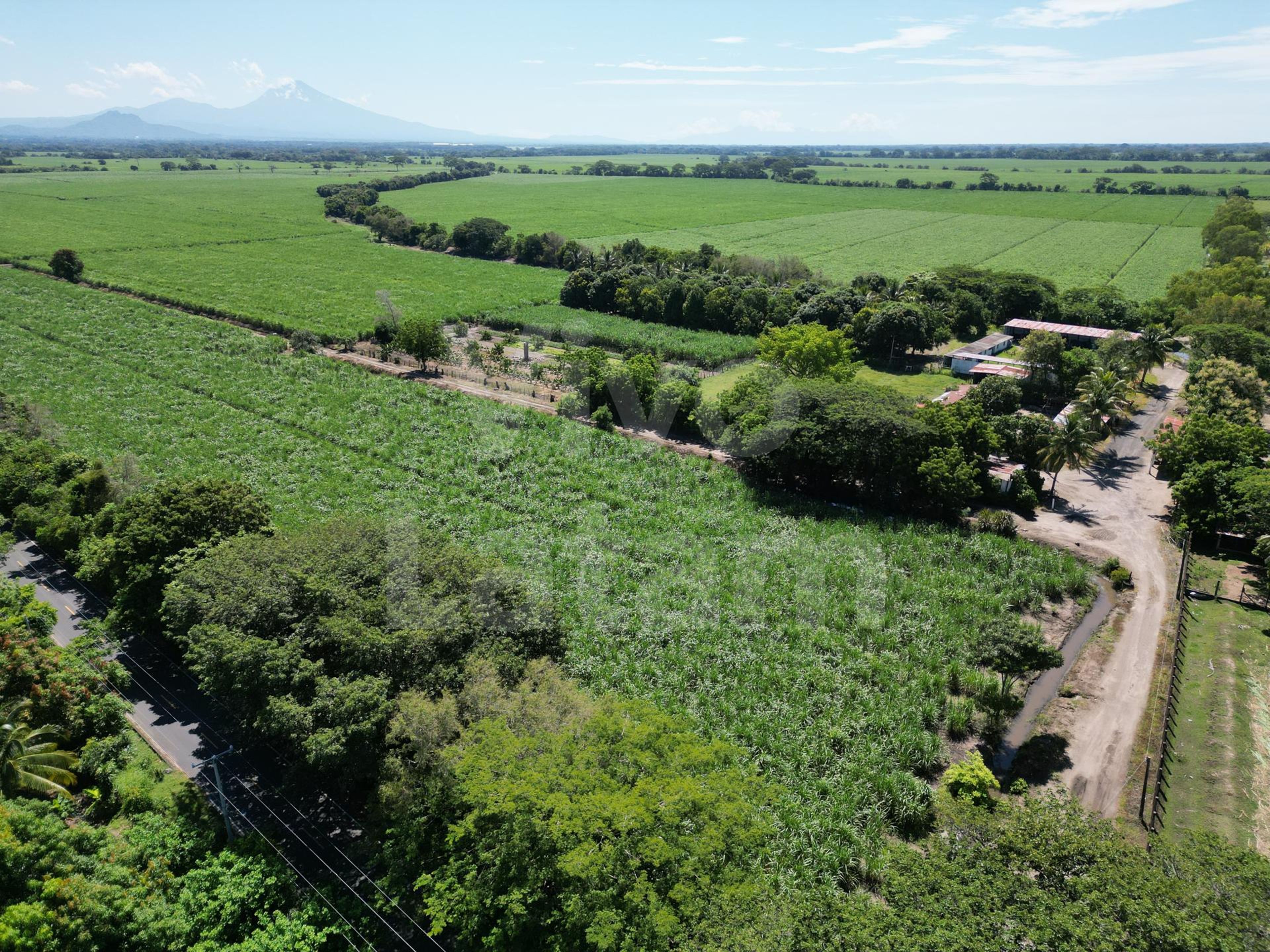 Terreno en venta en San Luis Talpa