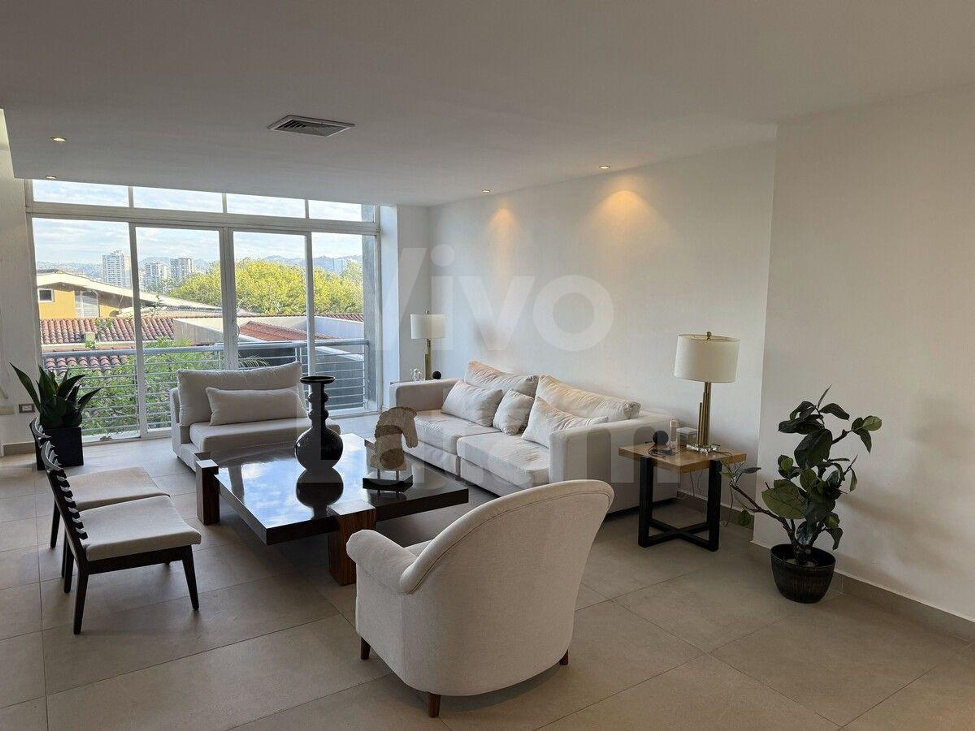 Penthouse for rent in Torre Quezaltepec