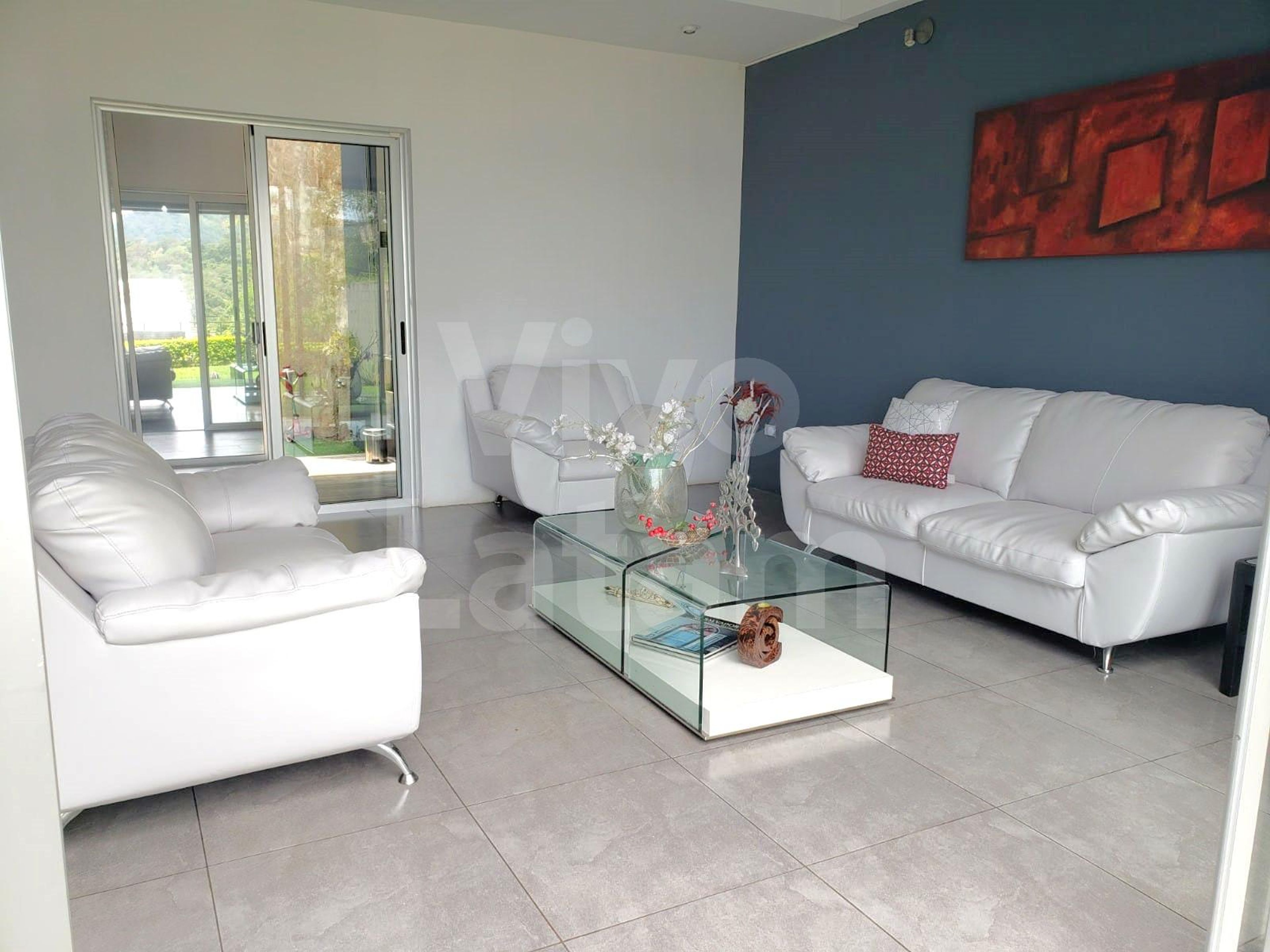 Casa familiar en alquiler en Residencial La Florida