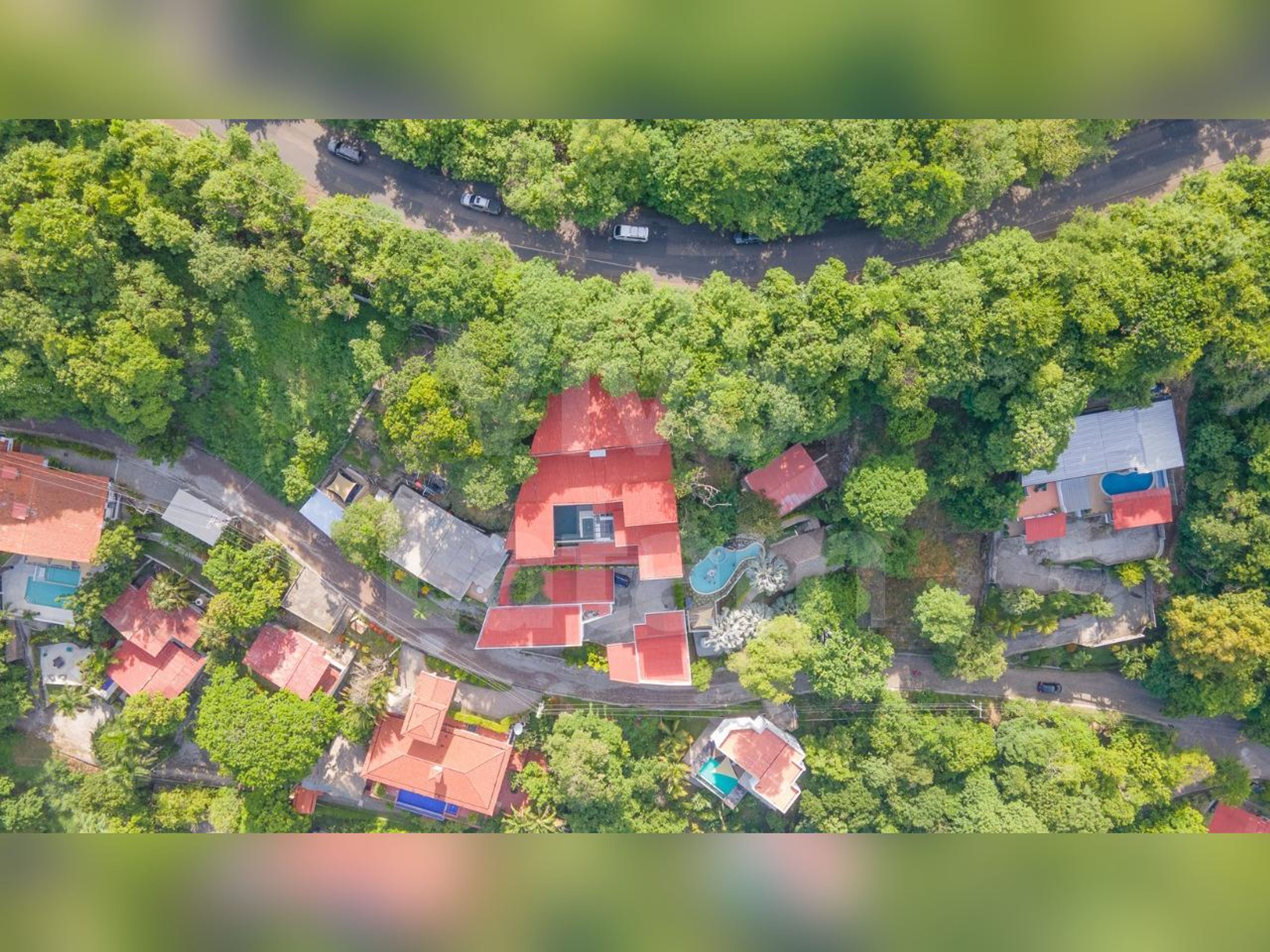 Beach home for sale in Tamanique