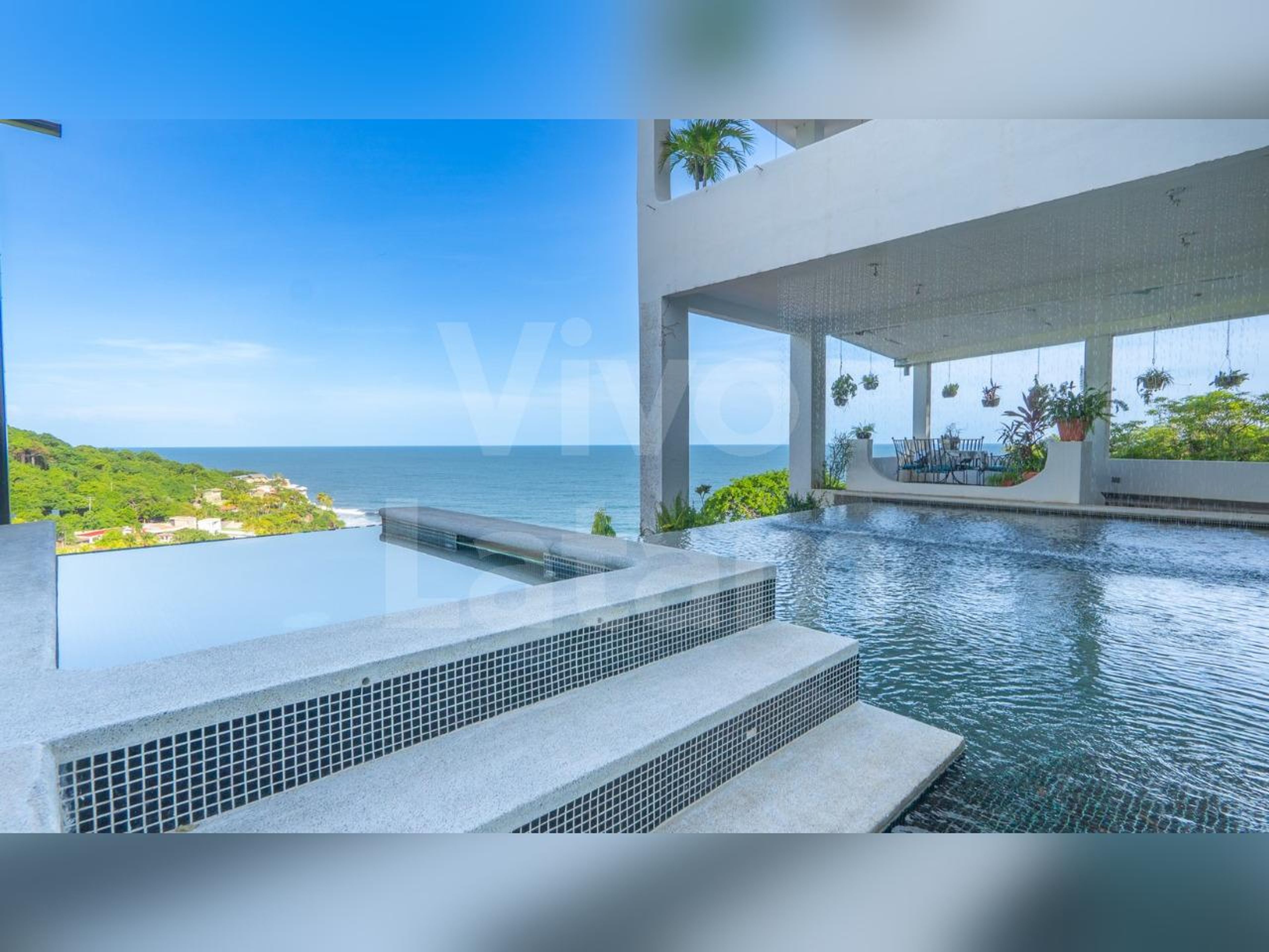 Beach home for sale in Tamanique