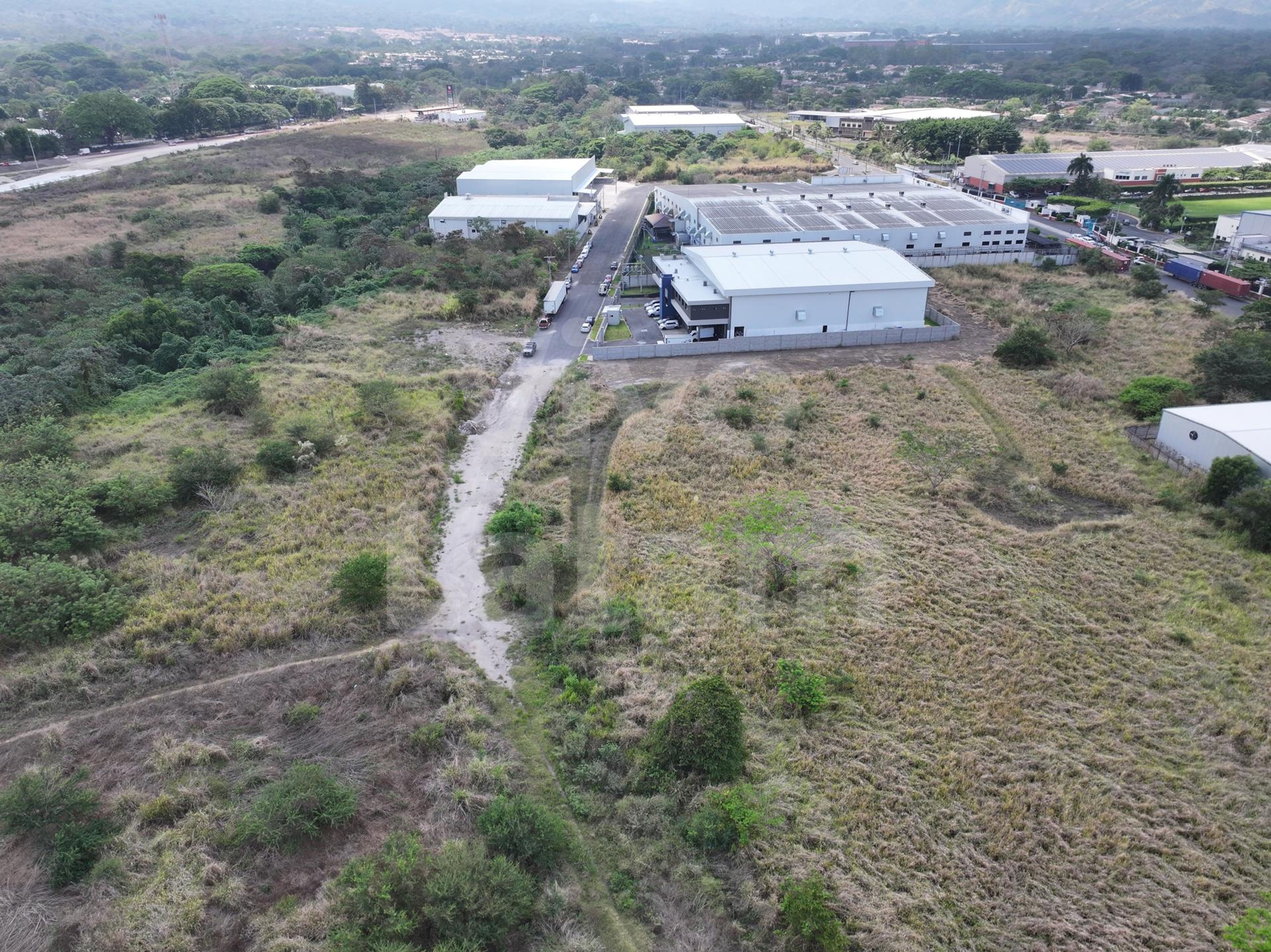 Industrial land for sale in Industrial Intercomplex Park
