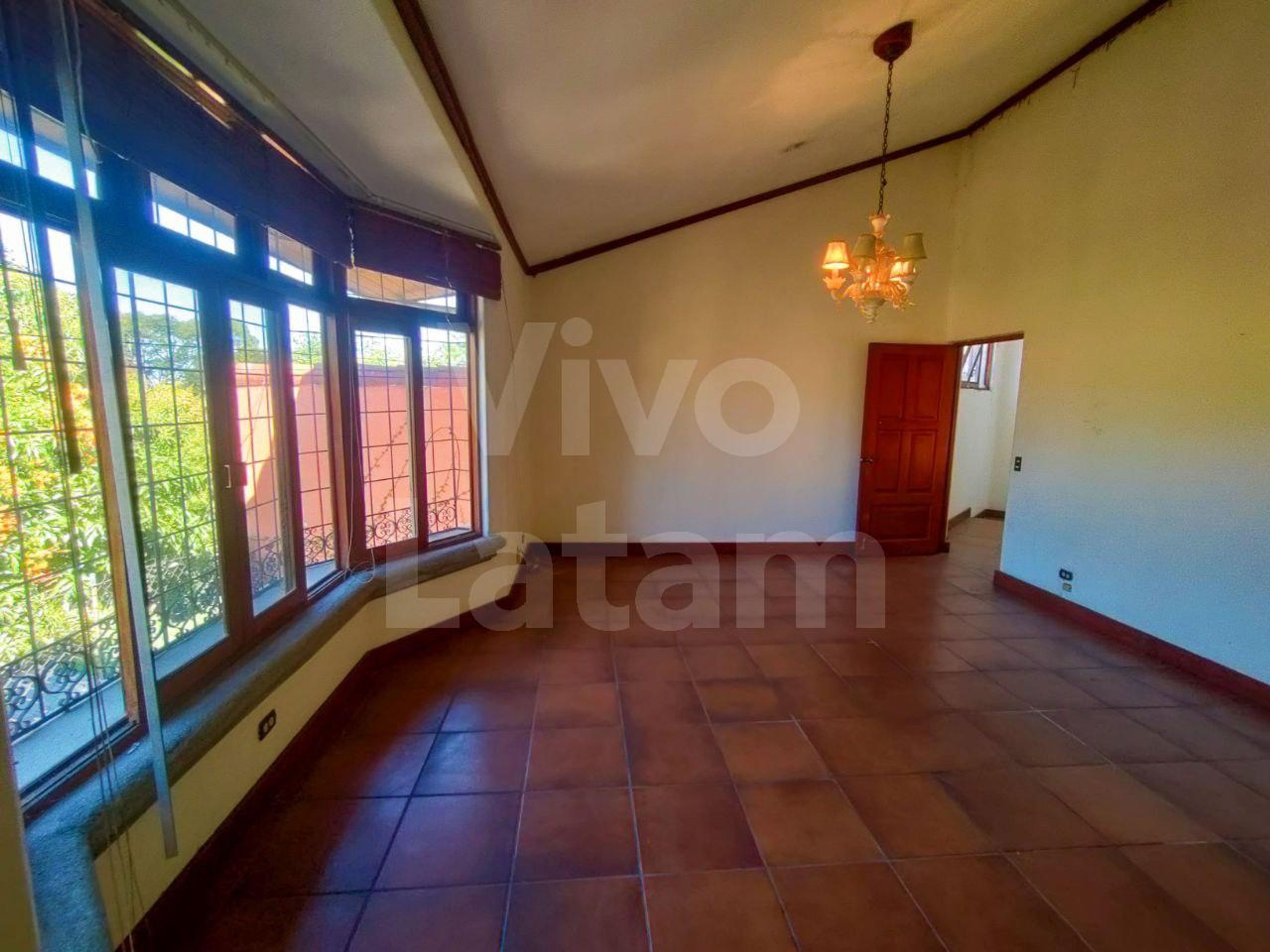 Casa en venta y alquiler en Lomas de Altamira