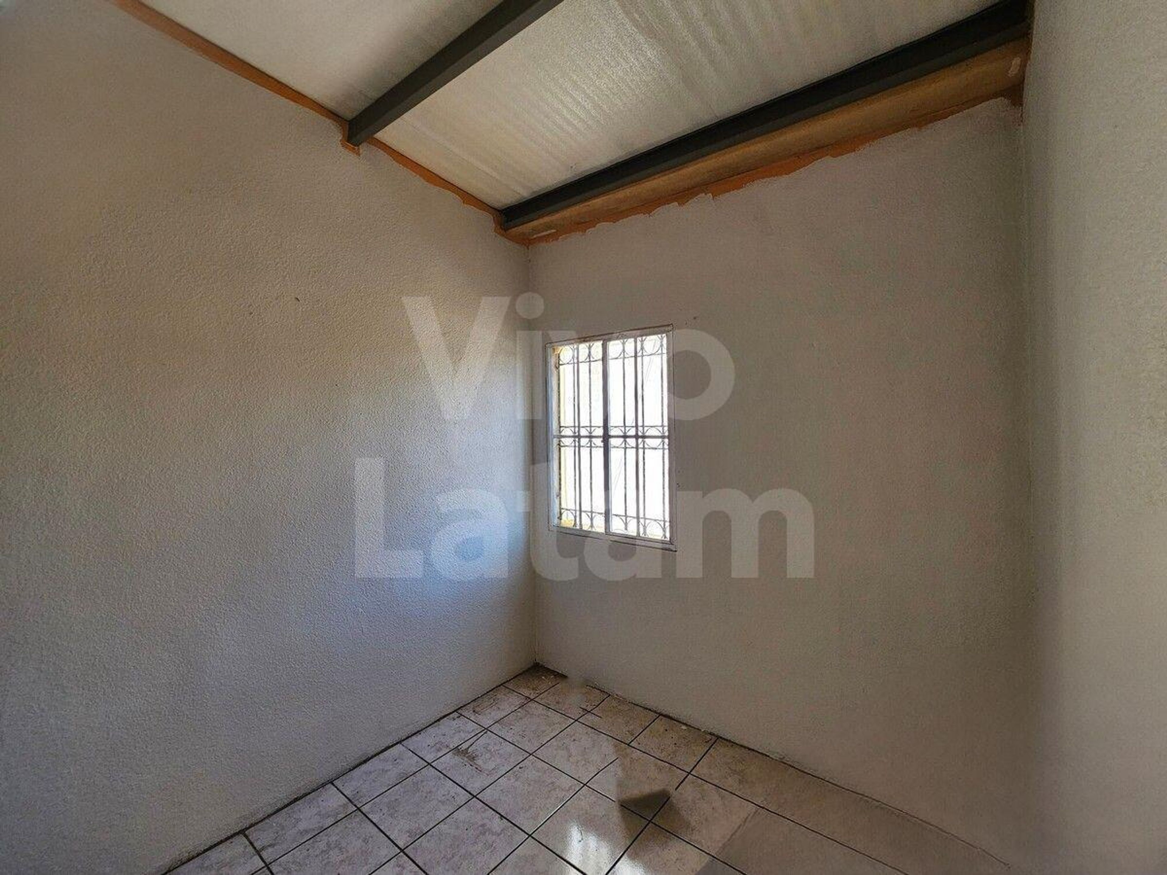 Single family home for sale in Colón