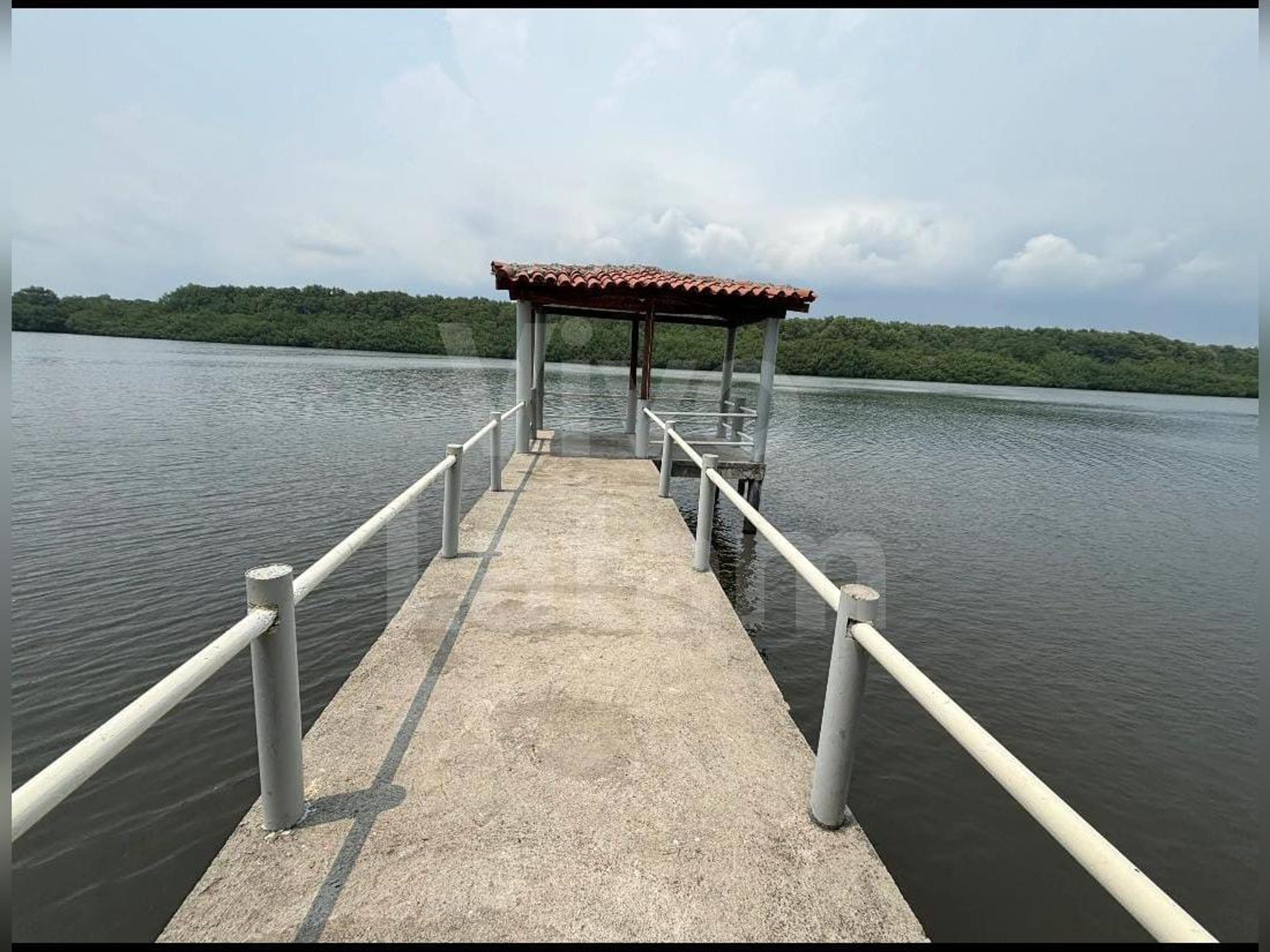 Beach home for sale in Jujutla