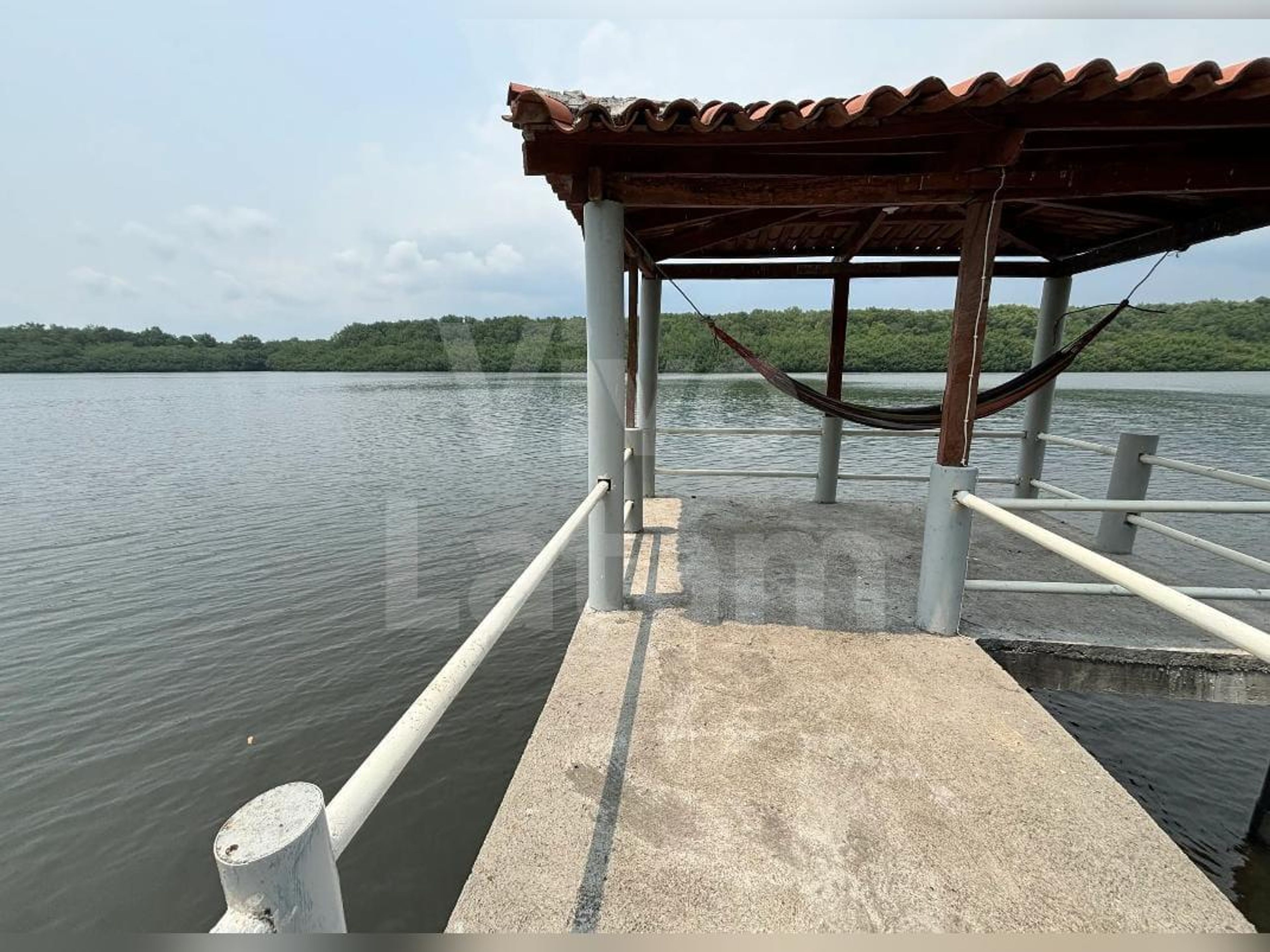 Beach home for sale in Jujutla