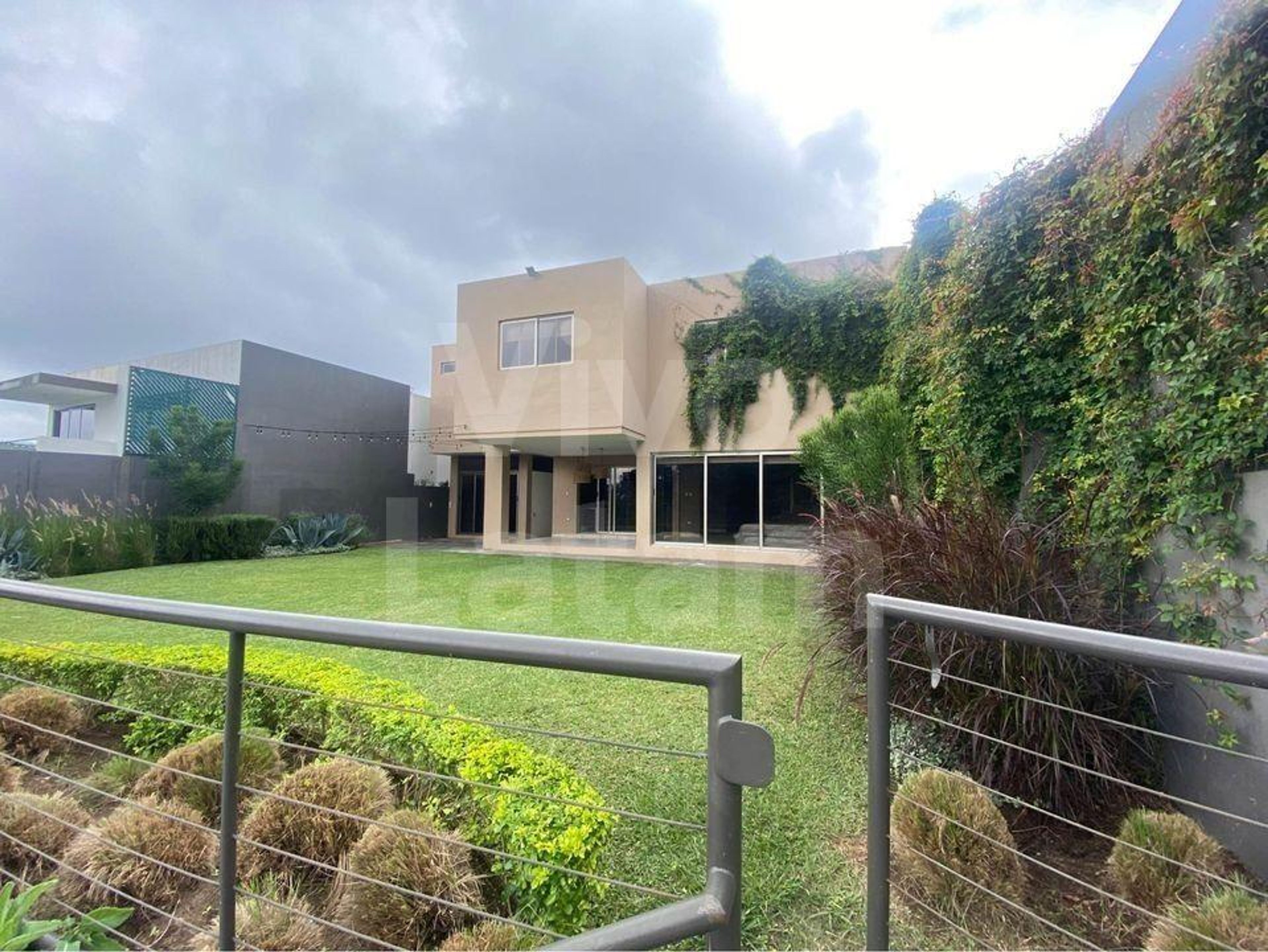 Casa familiar en alquiler en Garden Hills