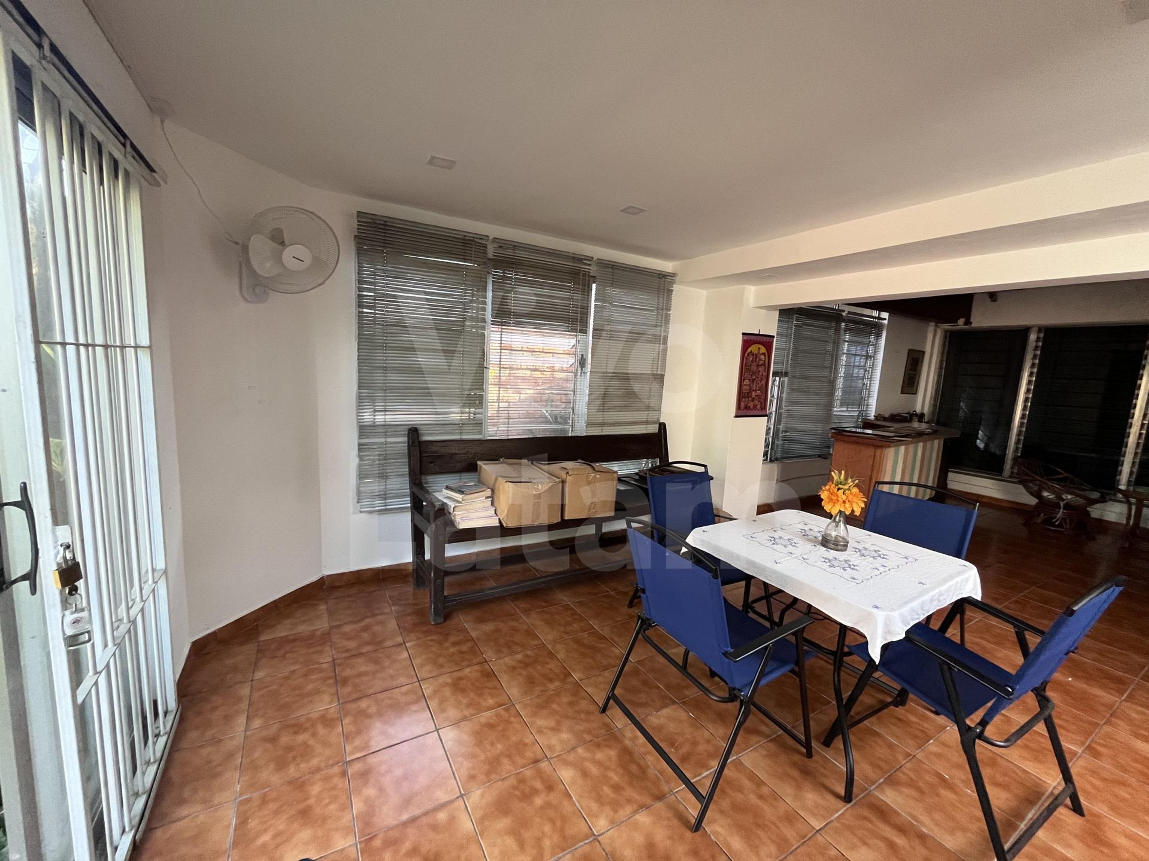 Casa en alquiler en Colonia La Mascota