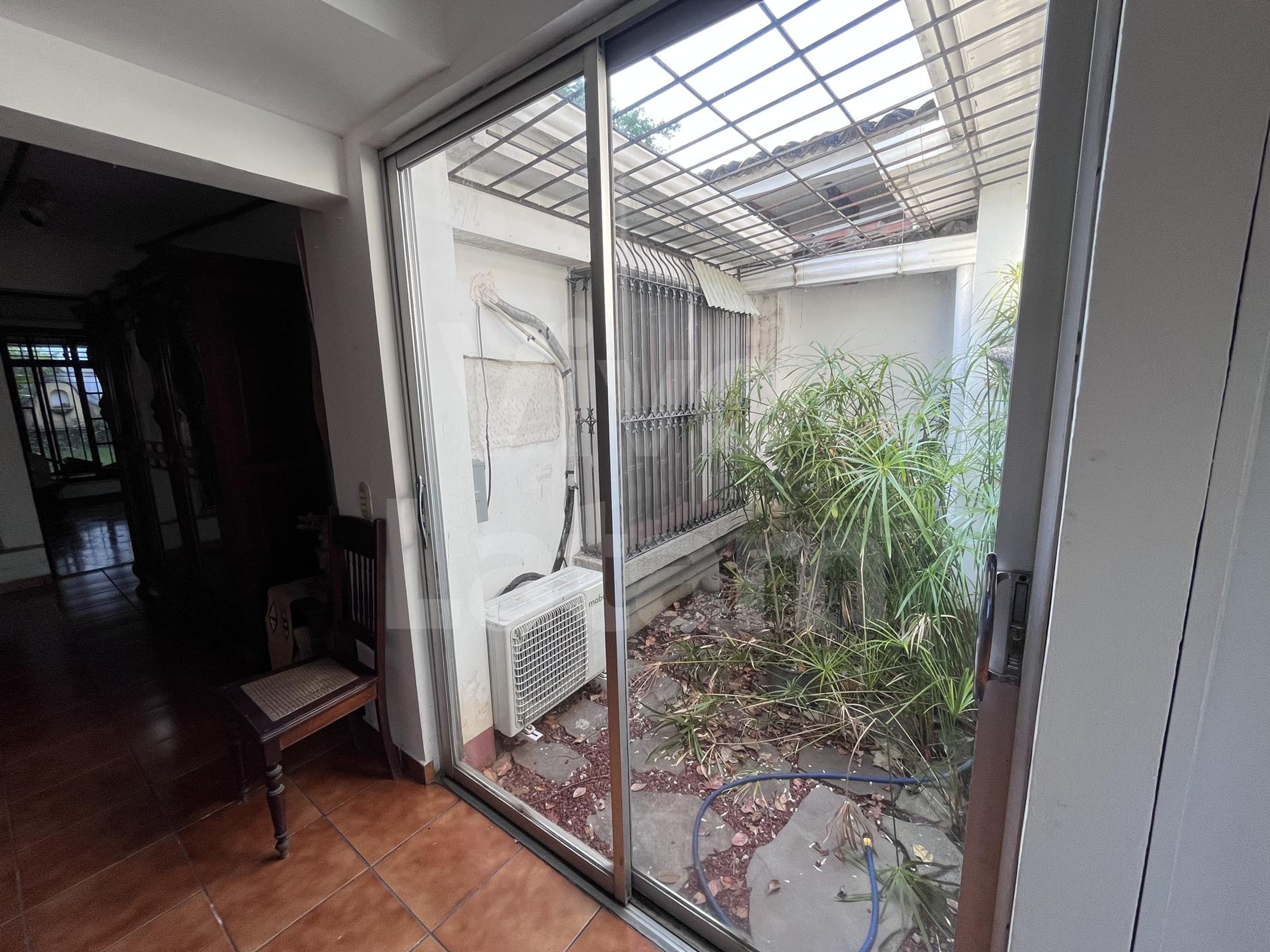 Casa en alquiler en Colonia La Mascota