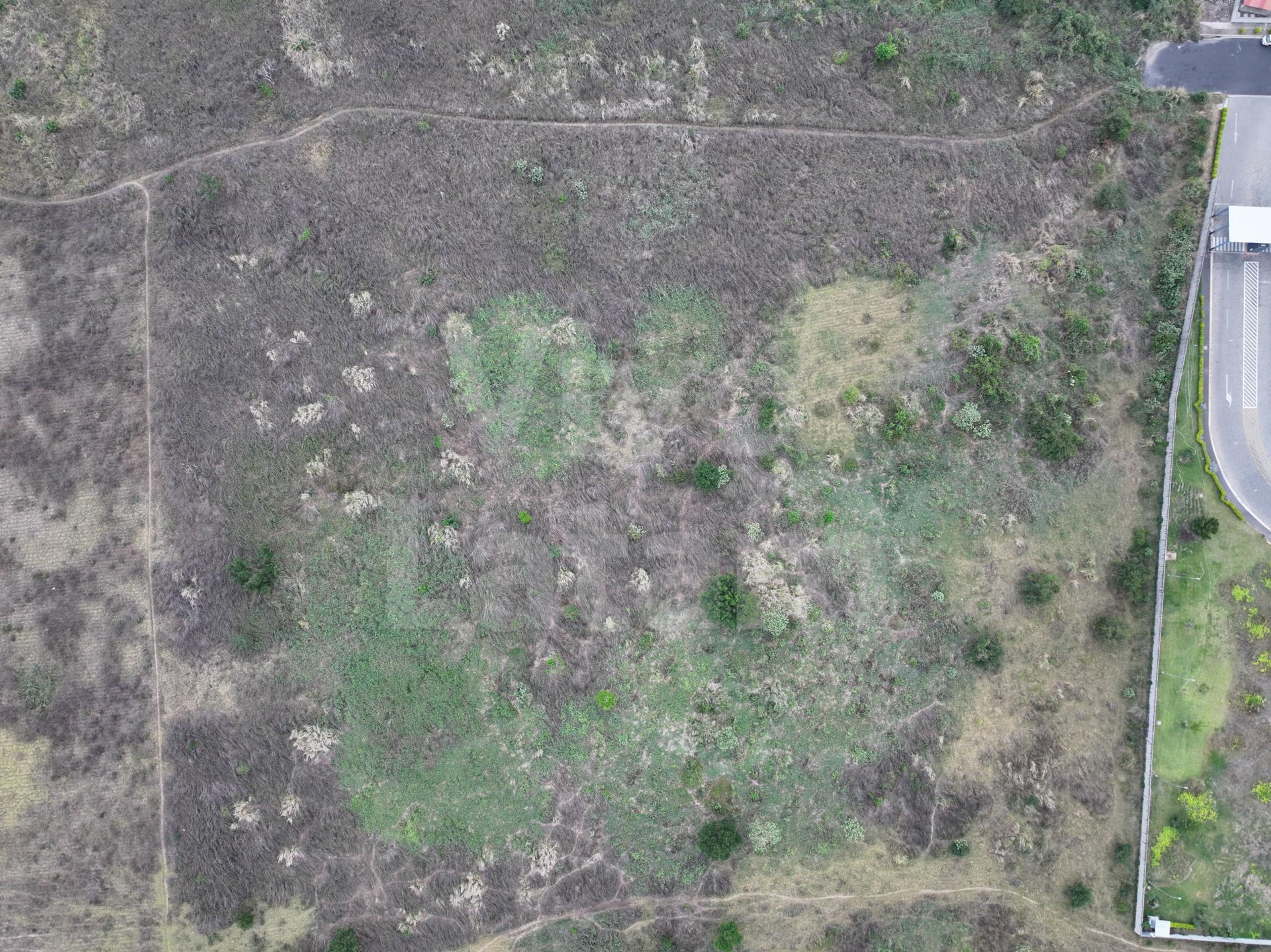 Industrial land for sale in Industrial Intercomplex Park