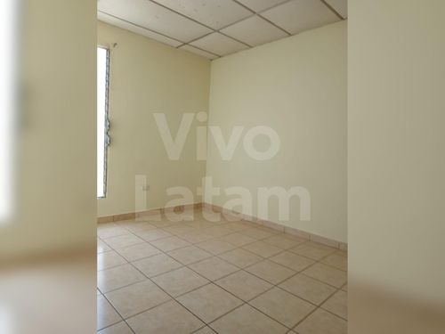 Casa en venta en Santa Tecla