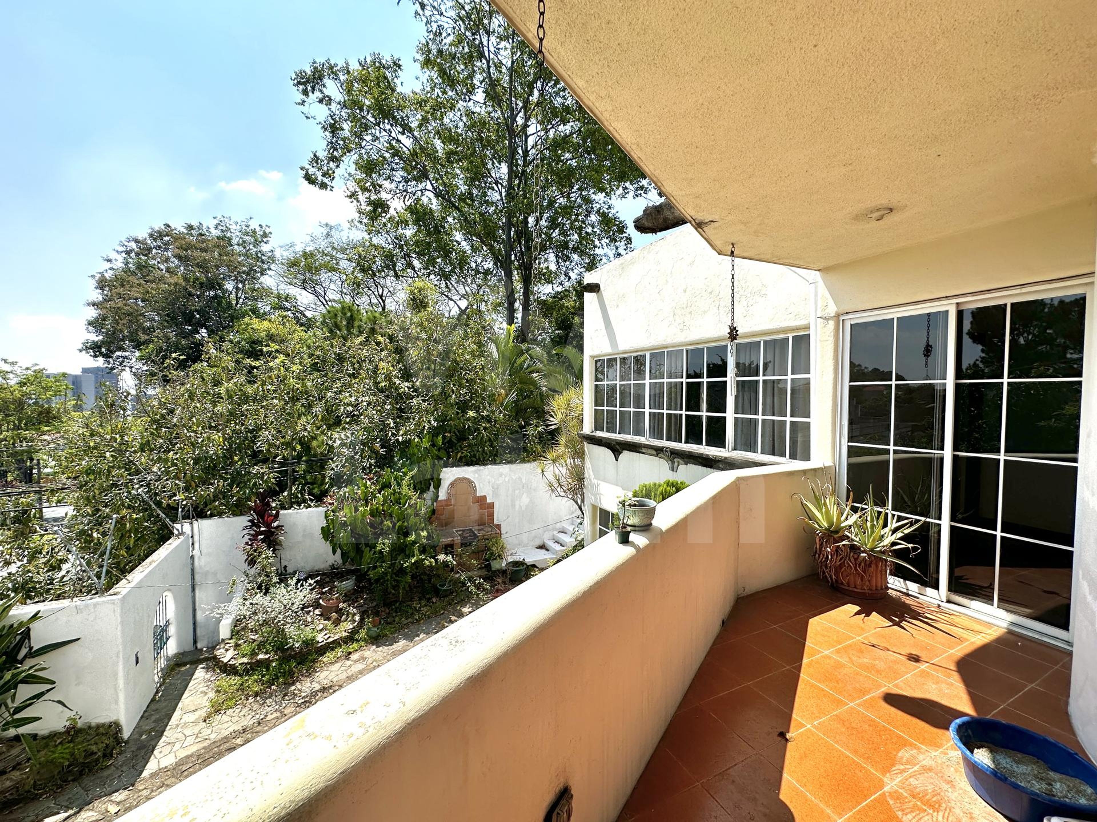 Casa en alquiler en Colonia Escalón