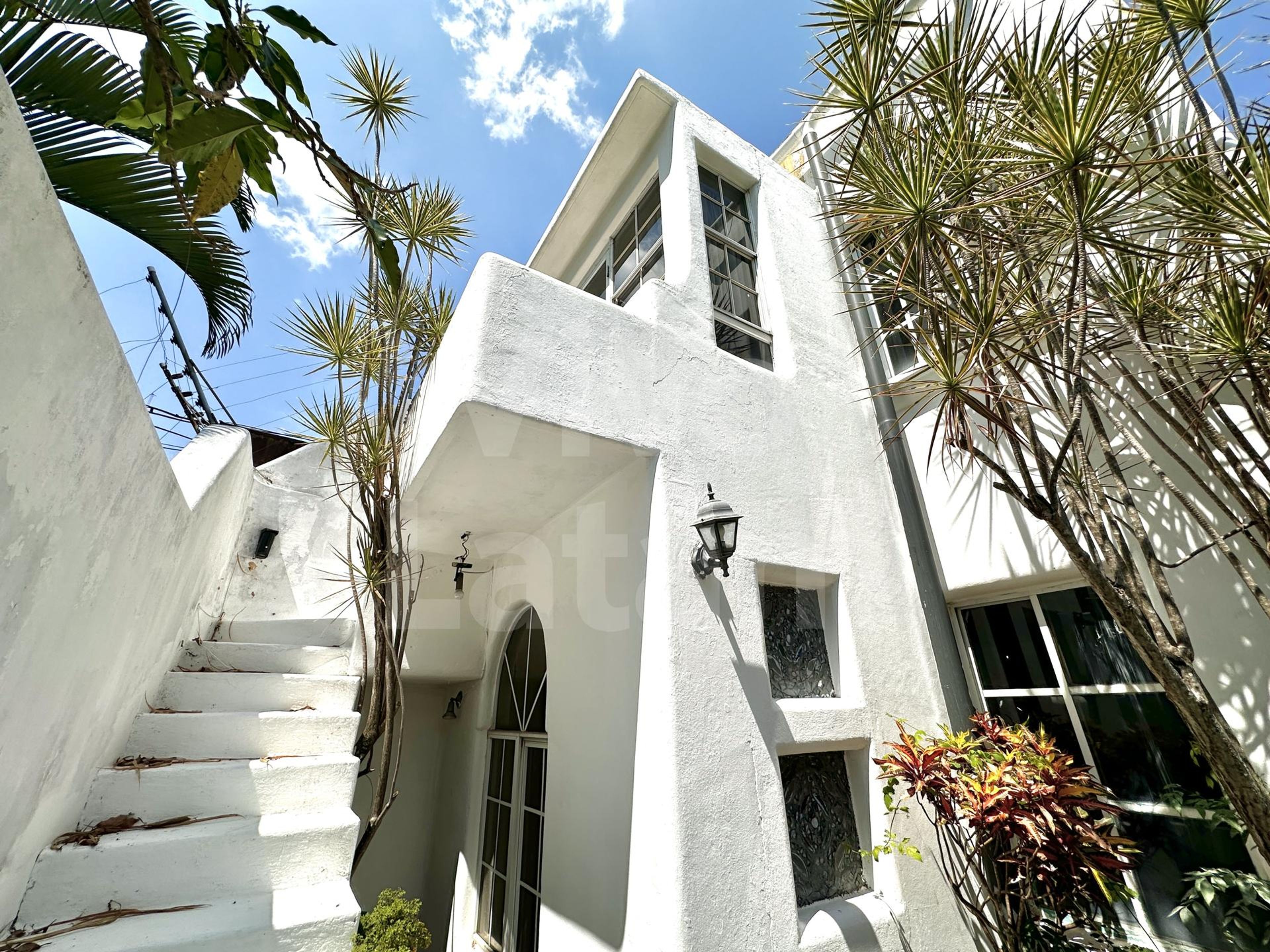 Casa en alquiler en Colonia Escalón