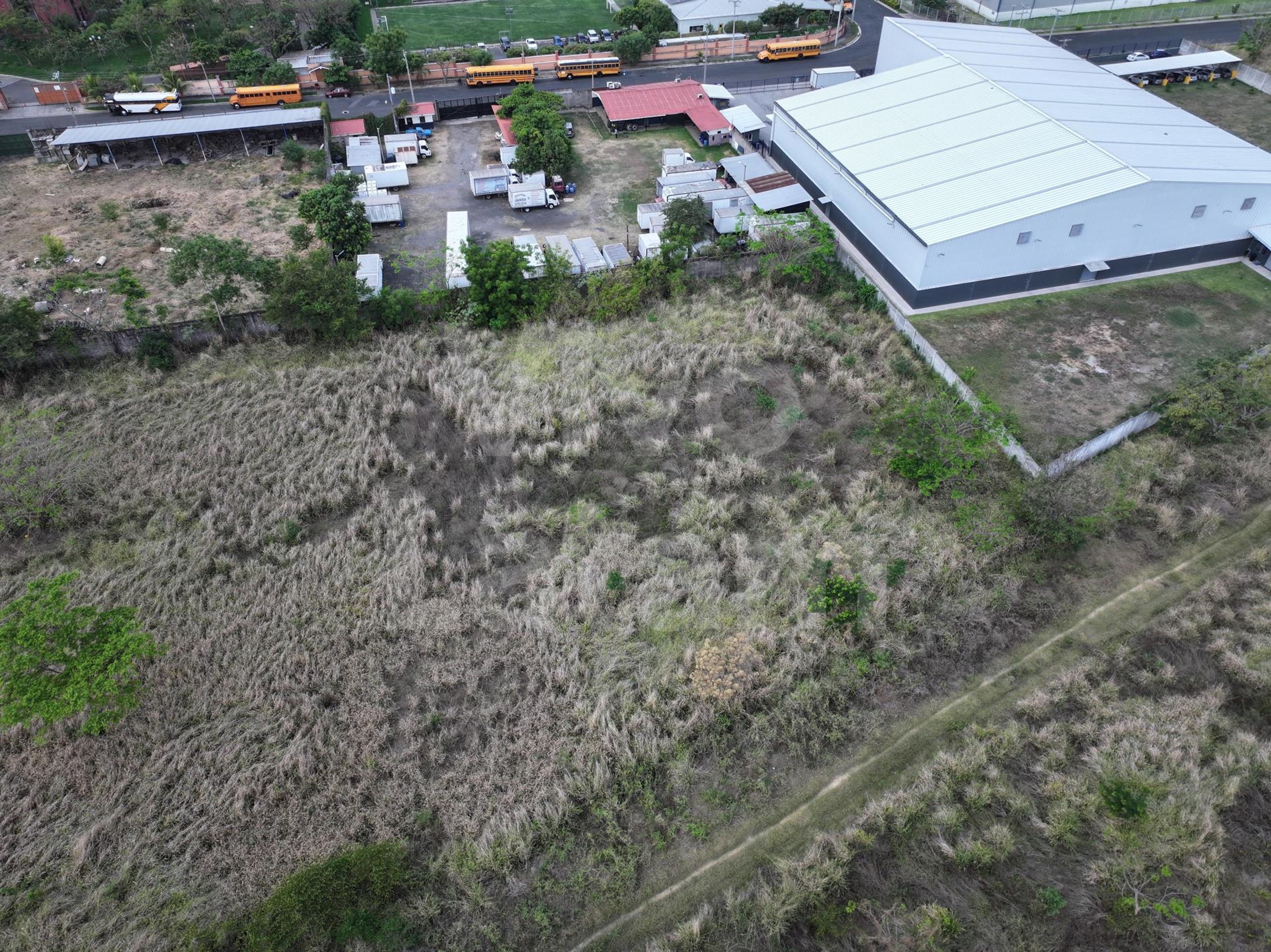 Industrial land for sale in Industrial Intercomplex Park