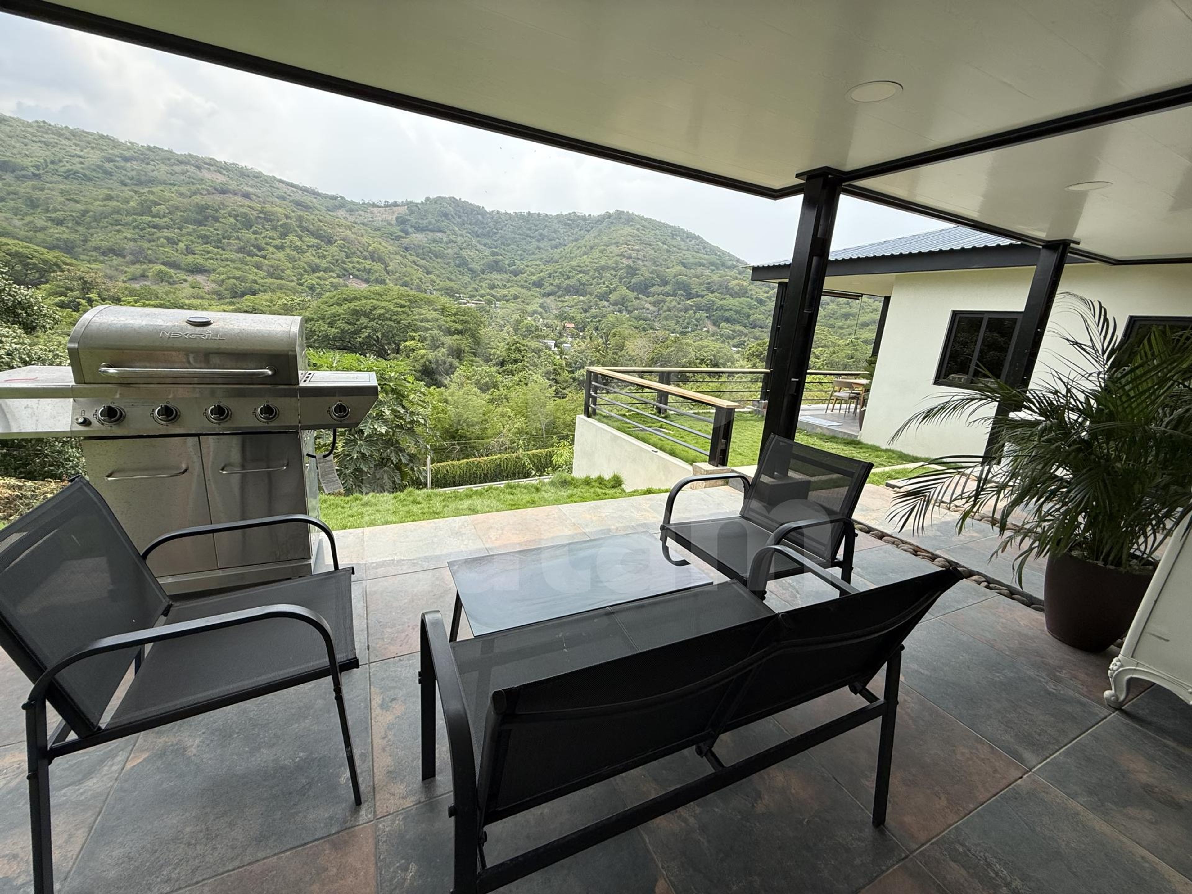 Beach home for sale in Chiltiupán