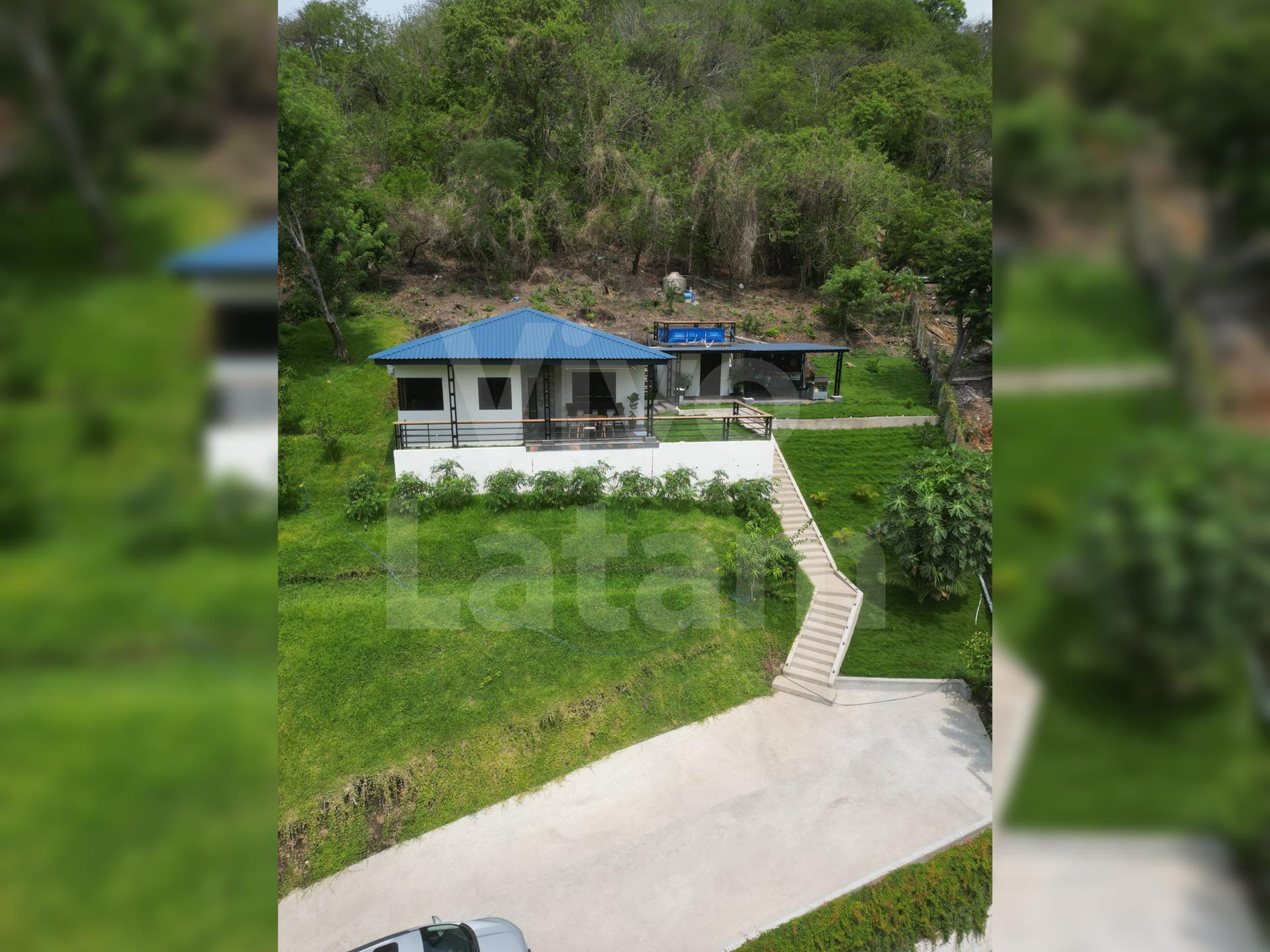 Beach home for sale in Chiltiupán