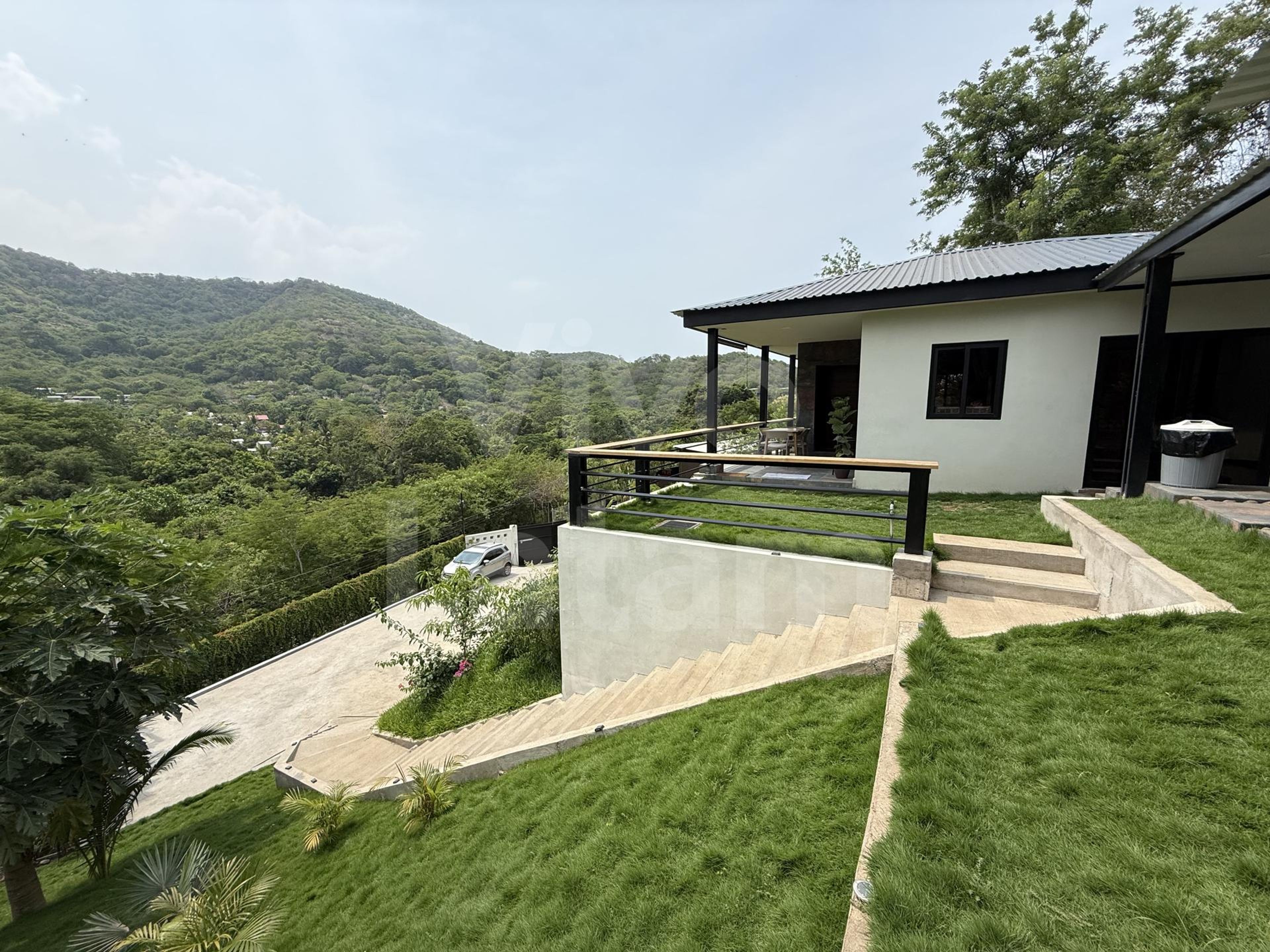 Beach home for sale in Chiltiupán